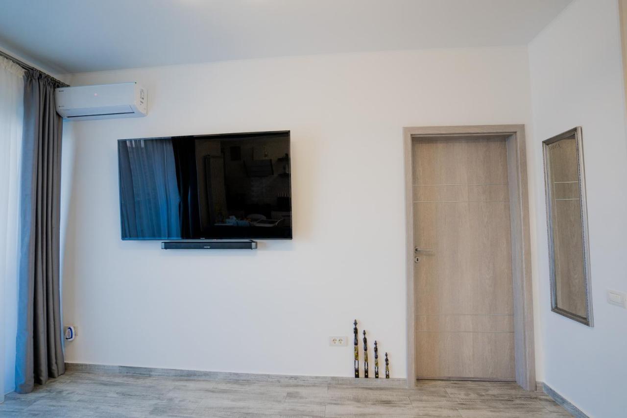 Gota Place Between Lake And Sea Mamaia Exterior foto